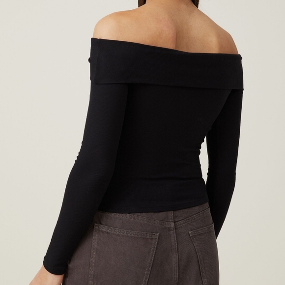 Cotton On Off-The-Shoulder - Picture 3 of 6